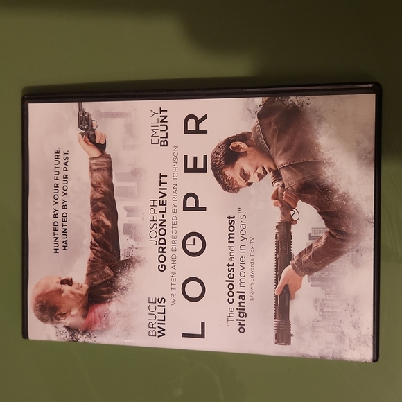 5 dvds - Picture 4 of 5